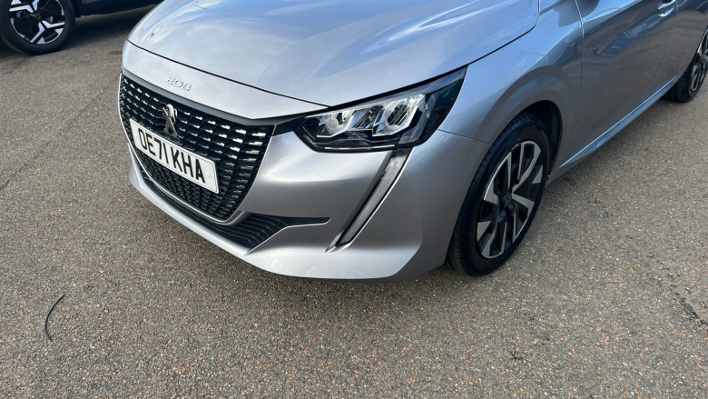 Peugeot 208 1.2 PureTech 100 Active Premium 5dr Petrol Hatchback